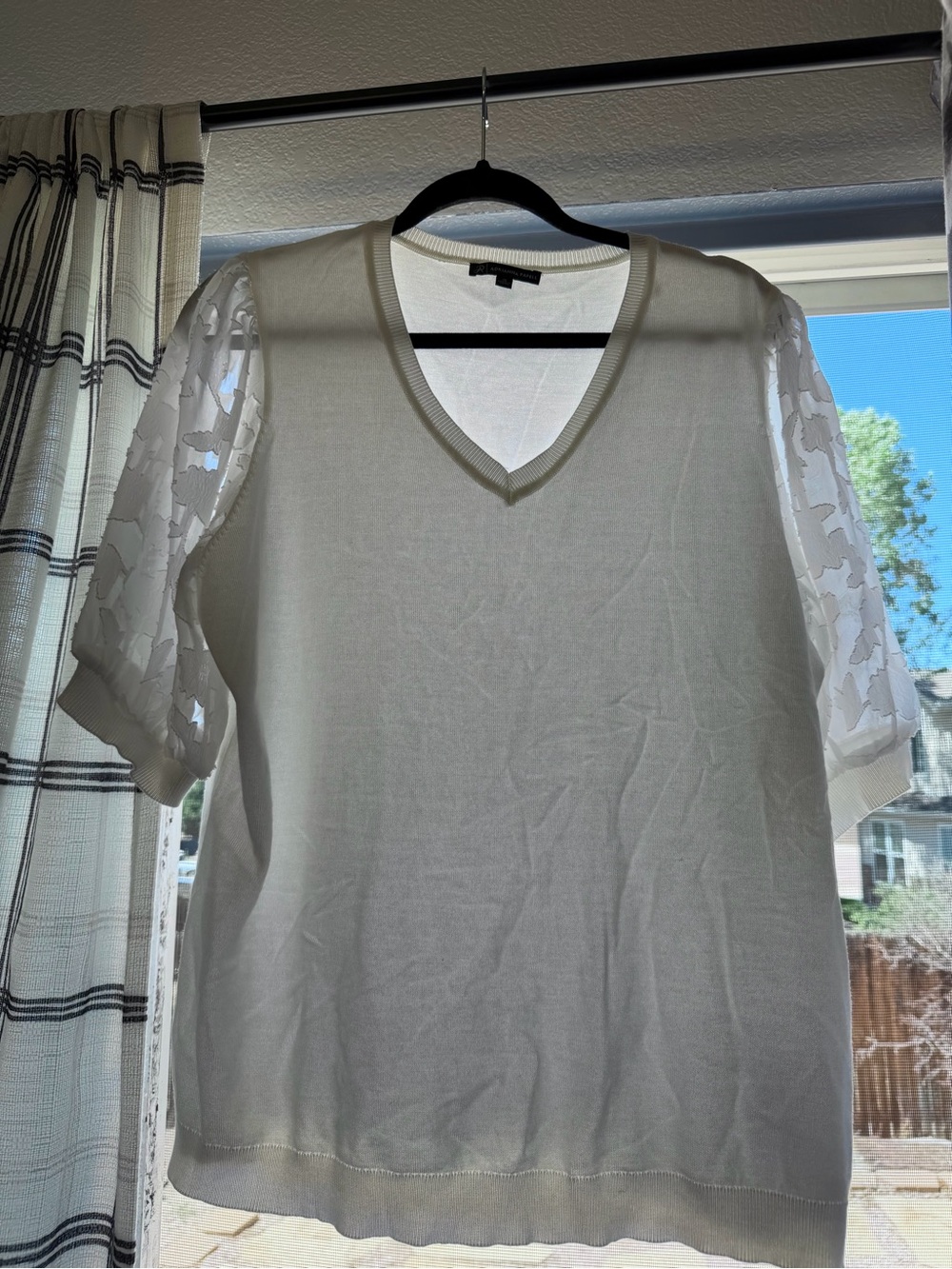Adrianna Papell White V-Neck Knit Top with Lace Floral Puff Sleeves